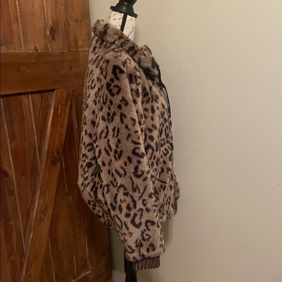Vintage Leopard Print Faux Fur Jacket - Picture 3 of 6